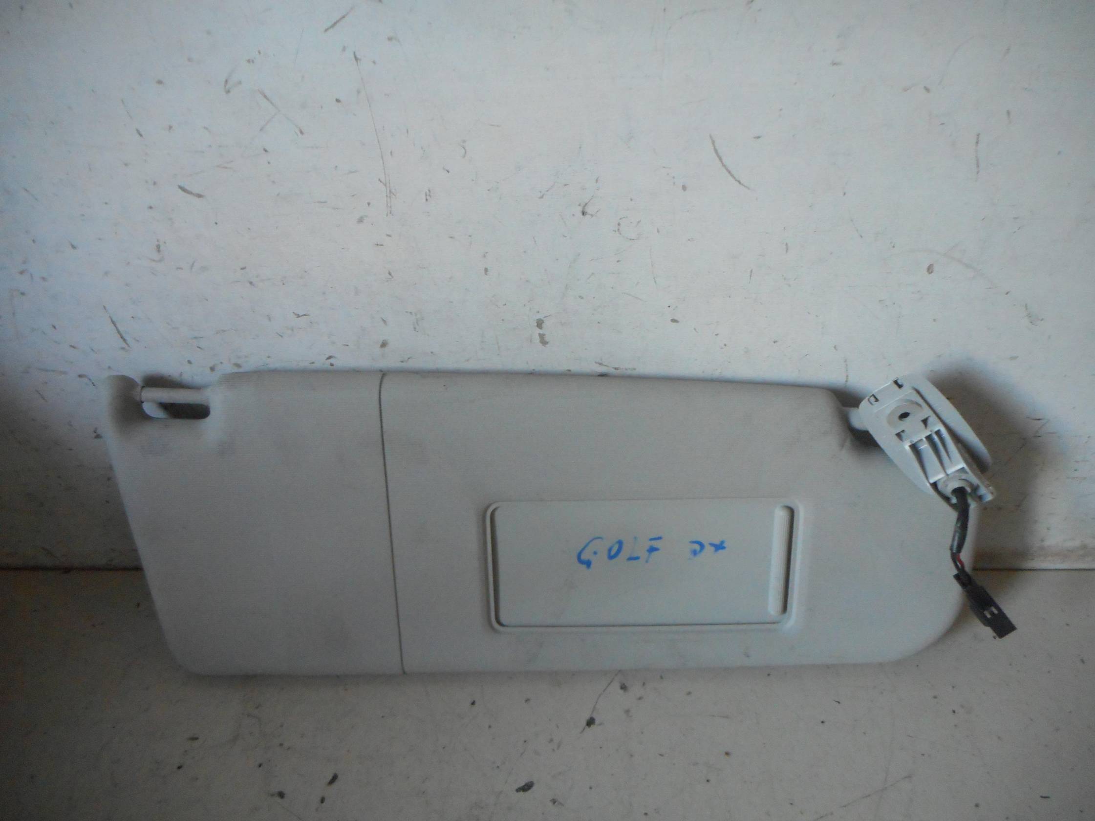 Aletta parasole parabrezza dx.